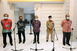 Bantu industri tekstil, Jabar hadirkan "Material Center"
