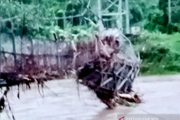 Pemerintah diminta segera  perbaiki jembatan rusak di Nias Utara