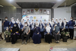 HIMPAUDI HST juara 1 lomba kategori senam gizi seimbang