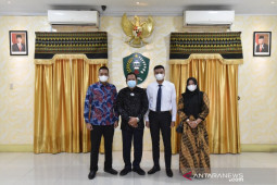 Pemkot berangkatkan empat putra terbaik Padangsidimpuan menempuh pendidikan di STTD  Kemenhub