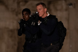 "No time to die" yang fana adalah waktu, James Bond abadi