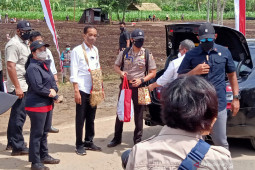 Presiden apresiasi semangat warga kota Sorong mengikuti vaksinasi maritim