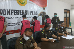 Kejati Kalbar tahan empat tersangka korupsi dana hibah gereja di Sintang