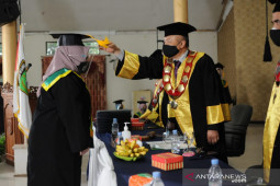Stikes Darul Azhar Tanah Bumbu sukses gelar wisuda tatap muka di tengah pandemi