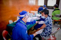 Jember masuk PPKM Level 3 karena cakupan vaksinasi rendah