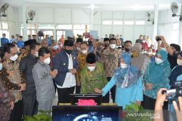 Pemerintah Kabupaten Sambas dekatkan layanan administrasi kependudukan di kecamatan