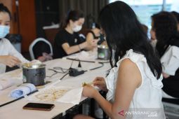 Batik dan kopi paling diminati pengunjung di "Indonesian Cultural Day" Hong Kong