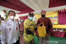 Paman Birin turun ke desa dorong capaian vaksinasi