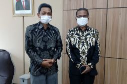 Rektor UISU sIlaturahmi ke Direktur Kelembagaan Ditjen Dikti