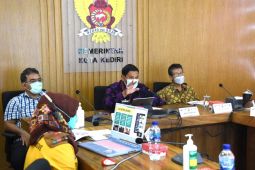 Wali Kota Kediri paparkan inovasi "Emas" saat penjurian "TOP 30 Kovablik"