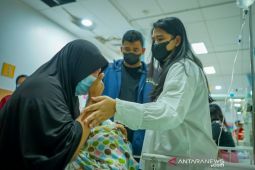 Wali kota jenguk  bayi penderita gangguan saluran empedu