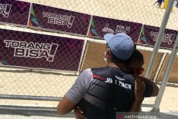PON Papua - Dikalahkan NTB,  pemain voli pasir putri Jatim diminta fokus perunggu