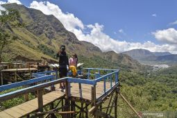 Terpopuler: Mengimpor sekda, gelombang laut empat meter di NTB, hingga pungutan liar menggerus citra pariwisata Lombok