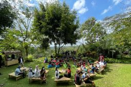 Menikmati "Jazz Kopi" di lereng Gunung Ijen Banyuwangi