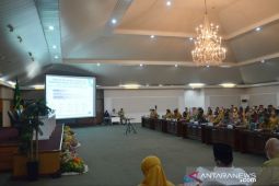 Bupati kumpulkan 40 camat se-Kabupaten Bogor bahas percepatan vaksinasi COVID-19