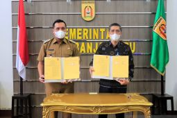 Pemkot bersama Bank Kalsel berikan kemudahan KUR kepada UMKM
