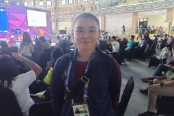 Putri Jawa Barat dan Lampung bersaing ketat di angkat berat PON Papua