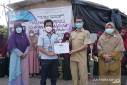 Samiah Terharu Terima Bantuan PT Timah Tbk untuk Pembangunan Asrama Tahfiz