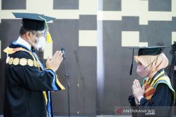 Rektor ULM : harus berpikir kreatif dan orisinal hadapi perubahan
