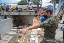 Jembatan Kampung Situ Asem Bogor rampung akhir Oktober