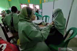 PMI bersama Unit Vaksinasi Bergerak tuntaskan vaksinasi di 10 kecamatan di Cianjur