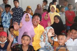 Peringati HUT ke-57, DPD Partai Golkar Tapsel gelar bakti sosial