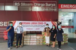 Coca-Cola serahkan ribuan paket minuman kepada Dinkes dan rumah sakit di tiga provinsi