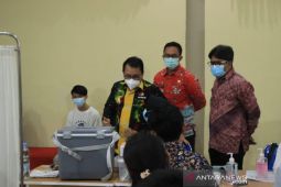 Wali Kota tinjau pelaksanaan vaksinasi dosis kedua di IAIN Metro