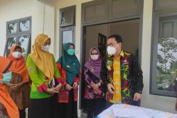 Tinjau posyandu, Wali Kota Metro ingin maksimalkan program home care dan 'Jamapai'