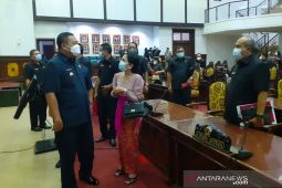 Bupati Gianyar berikan Jawaban atas pandangan fraksi