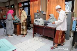 Hari Santri, ASN Kota Probolinggo berbusana Muslim selama sepekan