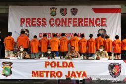Polisi gerebek lima kantor pinjol ilegal selama Oktober