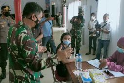 Kodam Pattimura gelar vaksinasi massal di Kabupaten Maluku Barat Daya, perangi COVID -19