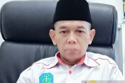 Pemerintah Kabupaten Bangka bagikan 44 unit kursi roda