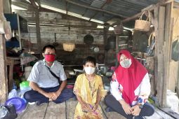 Sinergi dengan TNI, PT Timah Tbk Renovasi Rumah Aminah