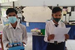 Menentukan besar dan arah gaya "Lorentz" dalam pembelajaran campuran