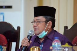 Bupati Gorut imbau warga tidak bepergian selain urusan penting