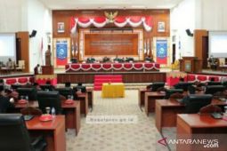 Gubernur Hadiri Paripurna Pengambilan Keputusan 3 Raperda dan Penyampaian Rancangan APBD Tahun 2022