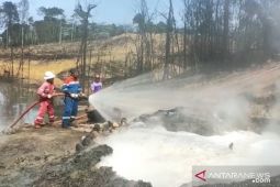 Tim Pertamina lakukan injeksi semen akhiri kebakaran tambang illegal