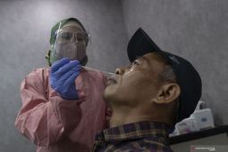 Positif COVID-19 bertambah 683 kasus, tertinggi di Jabar