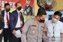 Polisi tangkap tersangka pelecehan payudara. Modus tanya alamat kepada korban