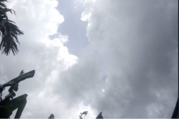 Hujan disertai petir diprakirakan terjadi di Pontianak