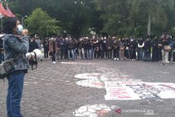 Ratusan mahasiswa UNS tuntut pembubaran Ormawa Menwa