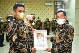Bupati Saply serahkan SK kenaikan pangkat periode Oktober 2021