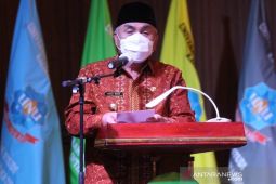 Tak Sampai 5 Menit, Isran Sambut Wapres Dengan 3 Pantun