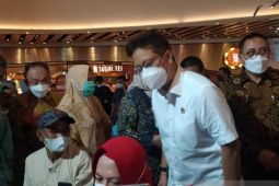 Menkes tegaskan vaksinasi lansia masih harus digenjot, ini alasannya