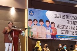Bupati Gorontalo paparkan kebijakan peningkatan pendidikan di Banten