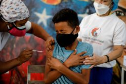 Info COVID-19 hari ini, dari vaksin anak hingga aturan masker
