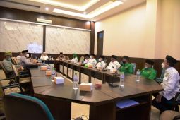 PWNU Jatim sarankan PPP tak berhenti komunikasi dengan pondok pesantren