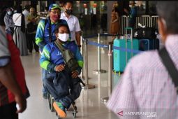 Rombongan atlet Peparnas 2021 berdatangan di Papua